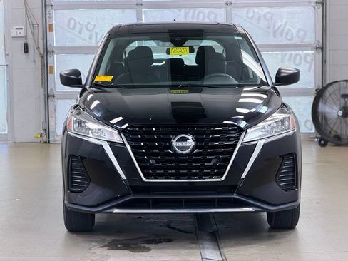 Used 2023 Nissan Kicks S FWD image 2