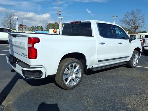 New 2026 Chevrolet Silverado 1500 High Country image 3
