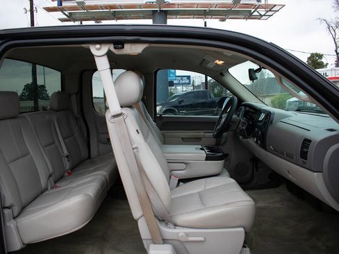Used 2011 GMC Sierra 1500 SLE w/ Texas Edition RWD image 34