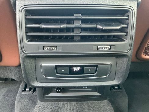 Used 2022 Audi Q7 3.0T Premium Plus w/ Premium Plus Package image 23