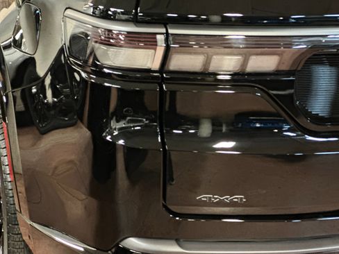 New 2026 Jeep Grand Wagoneer Limited image 27