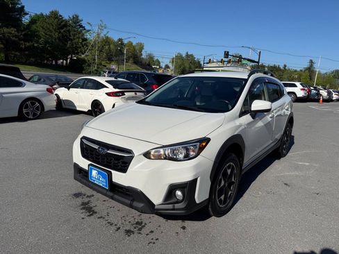 Used 2019 Subaru Crosstrek 2.0i Premium AWD/4WD image 2