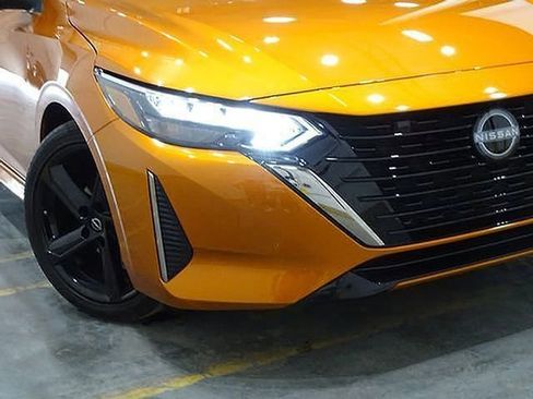 Used 2024 Nissan Sentra SR image 39