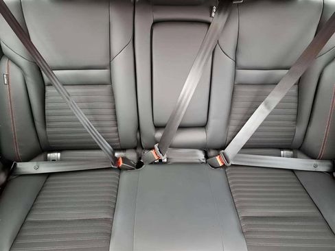 Used 2025 Nissan Rogue SV image 17