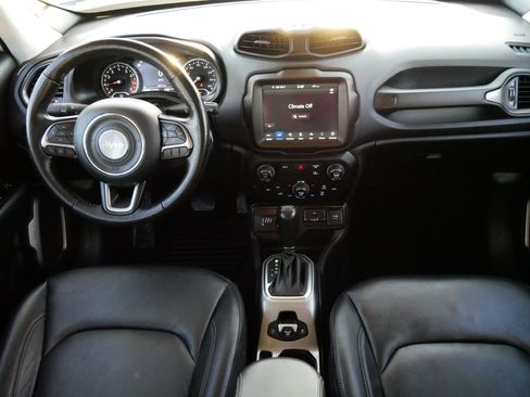 Used 2022 Jeep Renegade Limited image 10