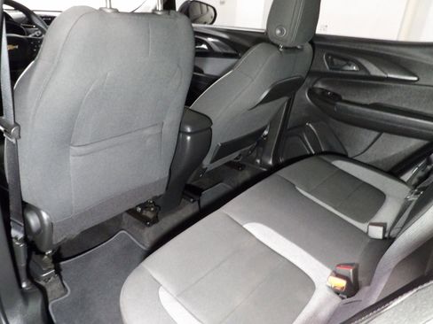 Used 2023 Chevrolet TrailBlazer LS image 10