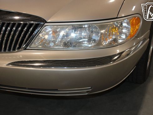 Used 1999 Lincoln Continental FWD image 39