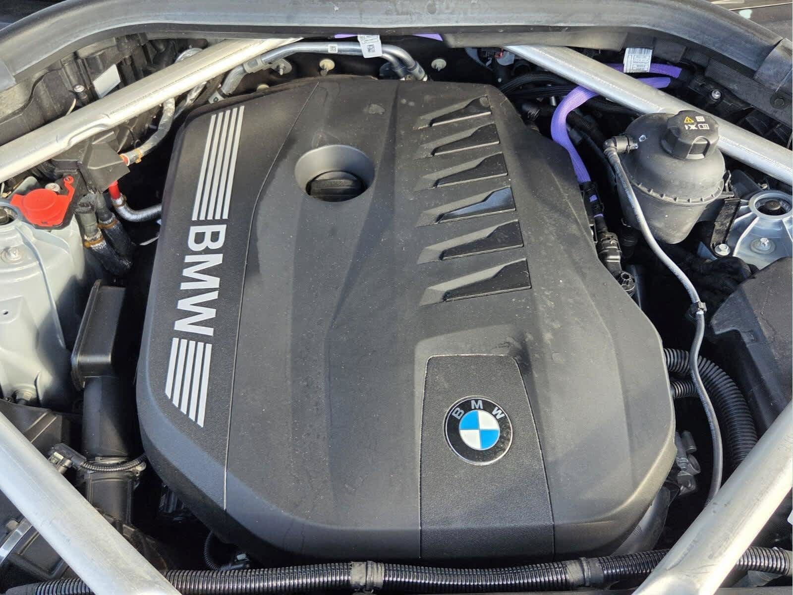 Used 2025 BMW X5 sDrive40i w/ M Sport Package RWD image 23