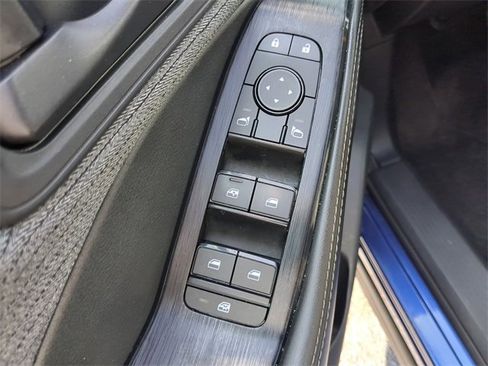 Used 2021 Nissan Rogue S image 18