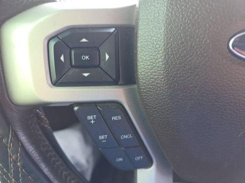Used 2017 Ford F250 King Ranch w/ King Ranch Ultimate Package AWD/4WD image 15
