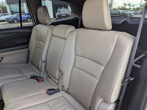 Used 2022 Honda Pilot EX-L image 15