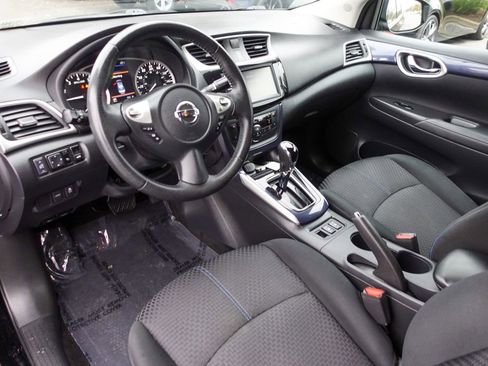 Used 2019 Nissan Sentra SR image 11