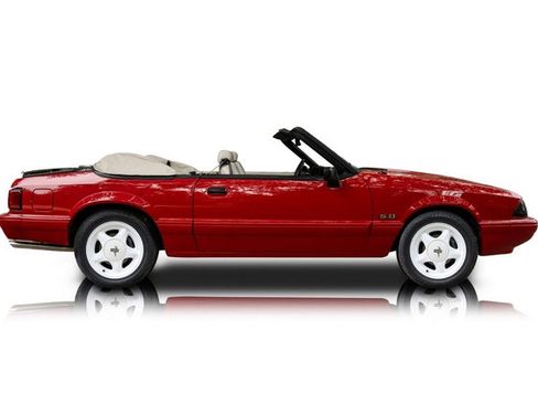 Used 1993 Ford Mustang LX RWD image 2