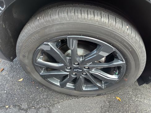 Used 2024 Chevrolet Equinox RS image 16