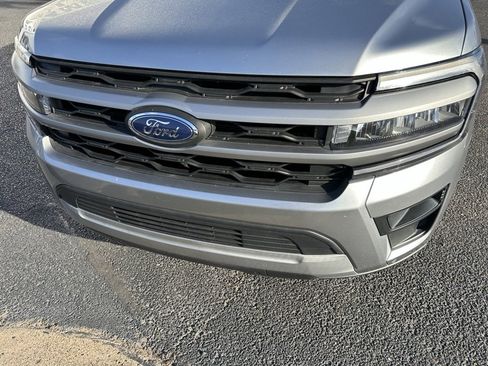 Used 2022 Ford Expedition XLT image 10