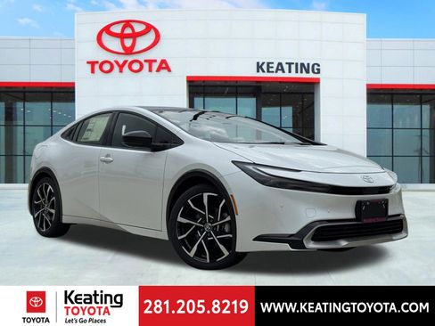 New 2026 Toyota Prius Plug-In Hybrid FWD image 1