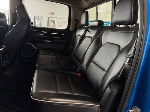 Used 2021 RAM 1500 Laramie AWD/4WD image 7