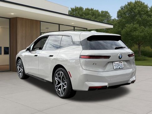 Used 2026 BMW iX xDrive45 w/ Climate Comfort Package image 12
