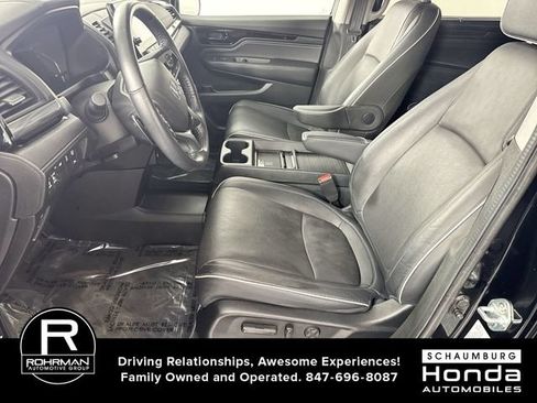 Used 2024 Honda Odyssey Elite image 4