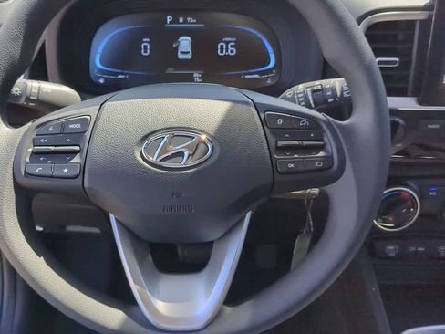 New 2026 Hyundai Venue SE image 22
