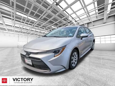 Certified 2024 Toyota Corolla LE FWD image 7