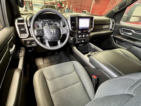 Certified 2025 RAM 1500 Big Horn AWD/4WD image 23