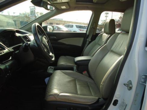 Used 2016 Honda CR-V Touring image 11