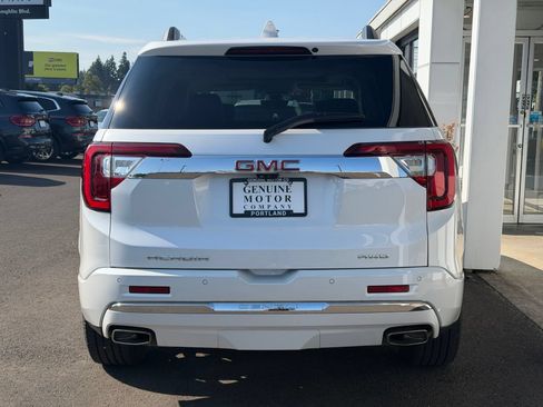 Used 2020 GMC Acadia Denali w/ Technology Package AWD/4WD image 4
