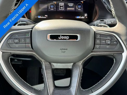 New 2026 Jeep Grand Cherokee Altitude image 19