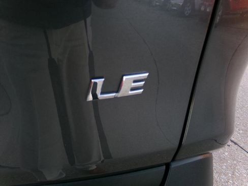 Used 2025 Toyota RAV4 LE image 10