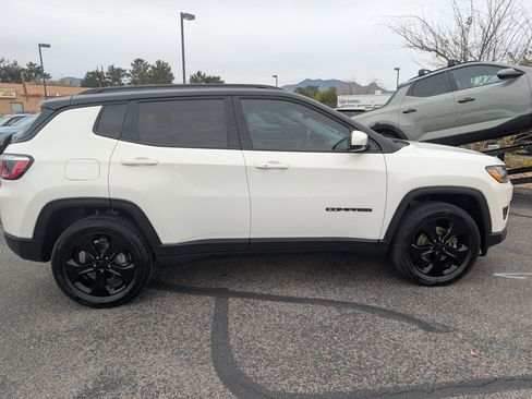 Used 2018 Jeep Compass Latitude image 6