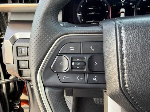 Used 2025 Toyota 4Runner TRD Off-Road image 16