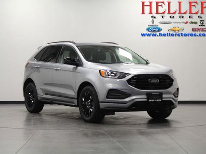 Used 2024 Ford Edge SE w/ Black Appearance Package