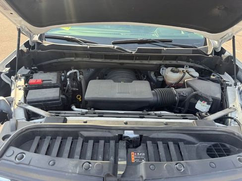 Used 2025 Chevrolet Silverado 1500 LT AWD/4WD image 31