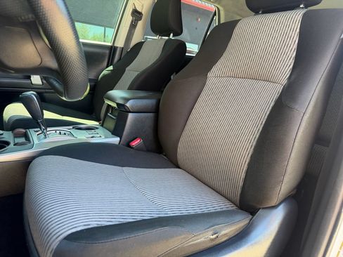 Used 2016 Toyota 4Runner SR5 AWD/4WD image 27
