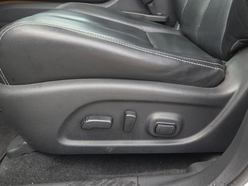 Used 2018 Nissan Murano Platinum w/ Cargo Package image 16