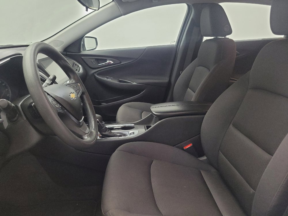 Used 2024 Chevrolet Malibu LT FWD image 17