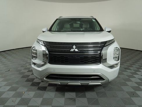 Used 2022 Mitsubishi Outlander SEL image 2