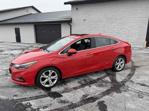 Used 2016 Chevrolet Cruze Premier image 2