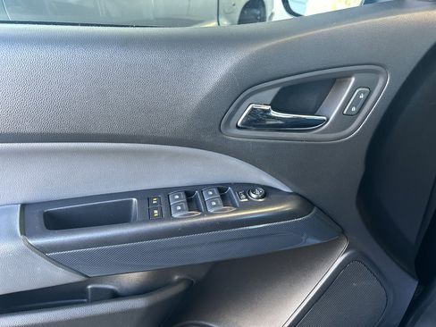 Used 2020 Chevrolet Colorado Z71 w/ Z71 Midnight Edition image 23