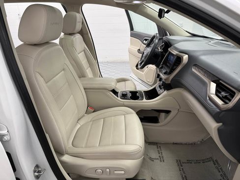 Used 2020 GMC Acadia Denali image 18