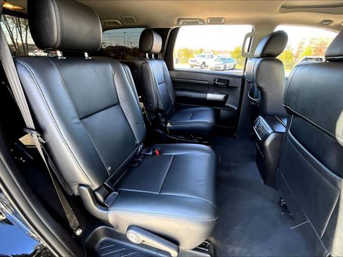 Used 2019 Toyota Sequoia TRD Sport image 20