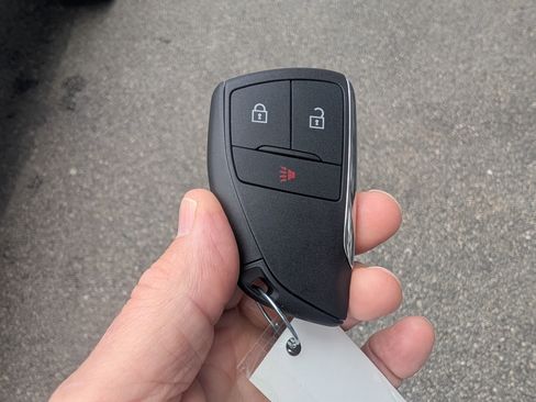 New 2026 GMC Canyon Elevation image 9