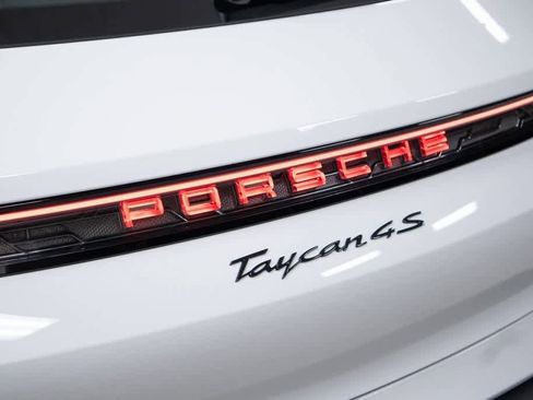 Certified 2025 Porsche Taycan 4S image 35