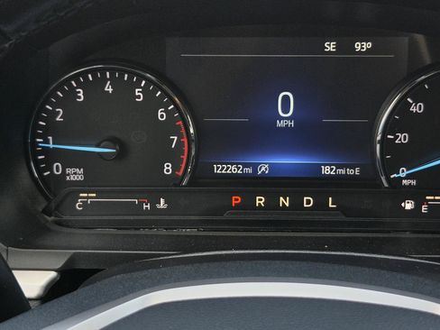Used 2021 Ford Explorer XLT RWD image 18