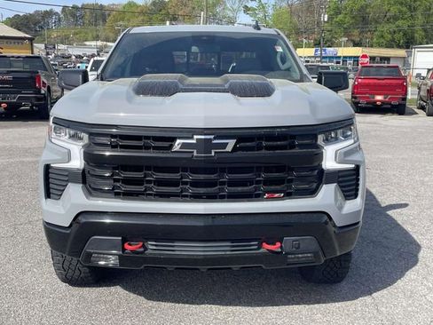 Used 2024 Chevrolet Silverado 1500 LT Trail Boss w/ Convenience Package II image 10