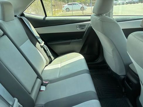 Used 2019 Toyota Corolla LE FWD image 17
