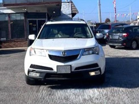 Used 2011 Acura MDX w/ Technology & Entertainment image 3