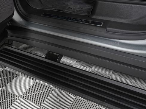 Used 2026 GMC Yukon XL Denali Ultimate w/ LPO, Floor Liner Package AWD/4WD image 18