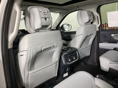 New 2026 Ford Expedition Max Platinum AWD/4WD image 15
